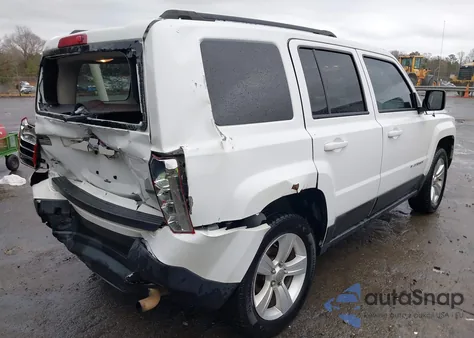 2016 Jeep Patriot Latitude из США, поврежденный, VIN 1C4NJRFB7GD669210